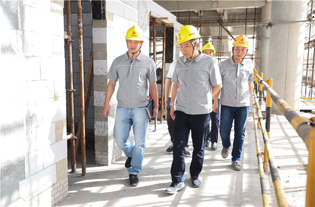 高溫作業(yè)，安全第一！金世豪與你并肩而行！