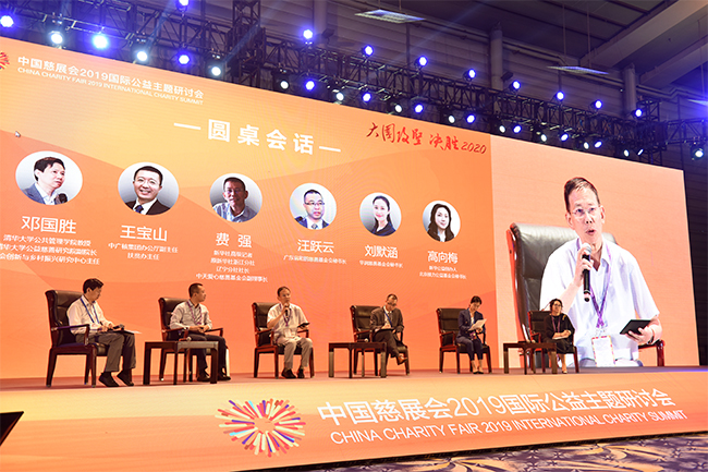 1575879864470672p8hc.jpg 1_191011170428_1.jpg