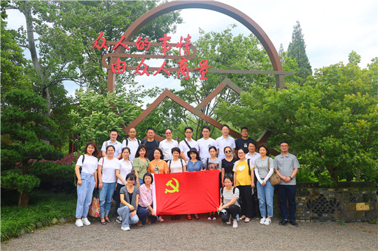 1593485895329749HoHR.jpg cbe9f096e7e734978ae38969abe92fa_副本.jpg