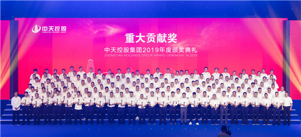 1594800124613804Kiyf.jpg 3Y6A2894.jpg